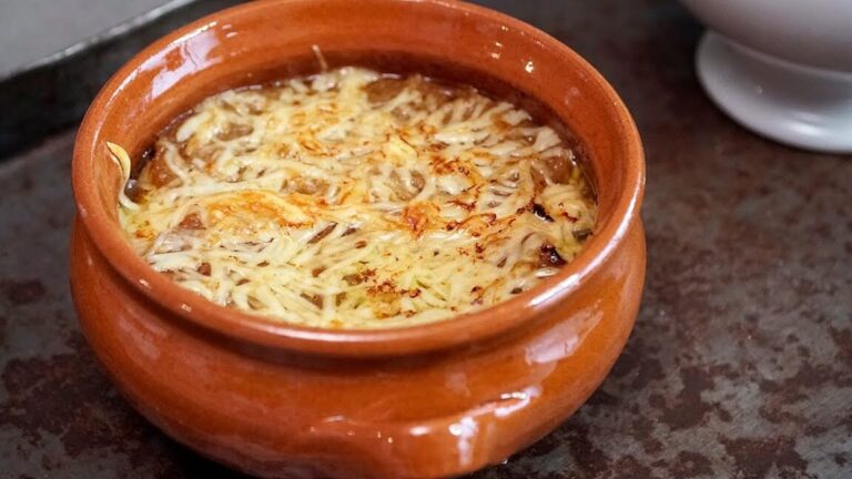 ¿Cómo hacer la sopa de cebolla casera más deliciosa?